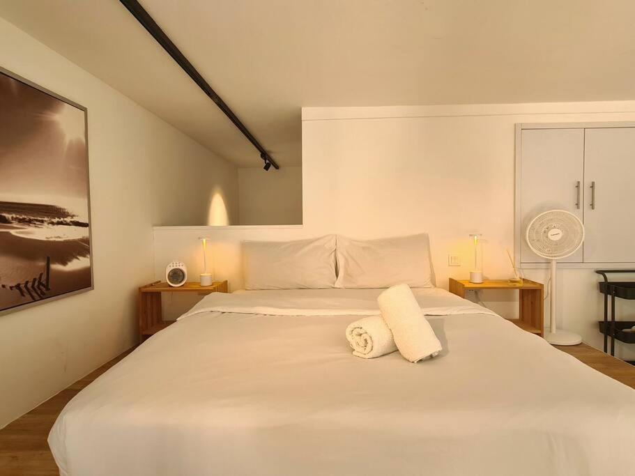 Skyview Studio, Est Bangsar, High View For 2 *